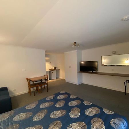 Motel Wingrove Corowa Exterior photo
